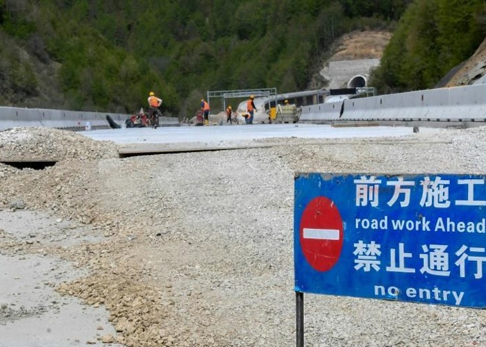 „Autostrada blestemată”. Cum a ajuns Muntenegru dator vândut Chinei și în situația de a ceda comuniștilor bucăți din teritoriul său