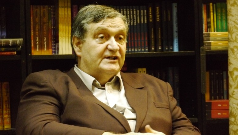 MISTERELE criticului și istoricului literar Alex Ștefănescu: cu ce s-a ocupat, în Casa Scânteii, între 1975 și august 1981? 