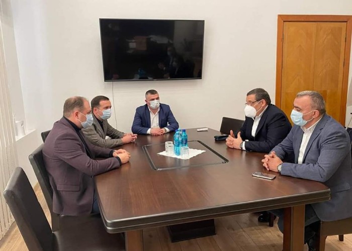 EXCLUSIV PSD-istul Gabriel Mutu intră în jocurile lui Putin de la Chișinău. Cele două întâlniri cu rusofilul și românofobul Ion Ceban, noul Dodon construit de Rusia. Kremlinul inventează un PSD dincolo de Prut
