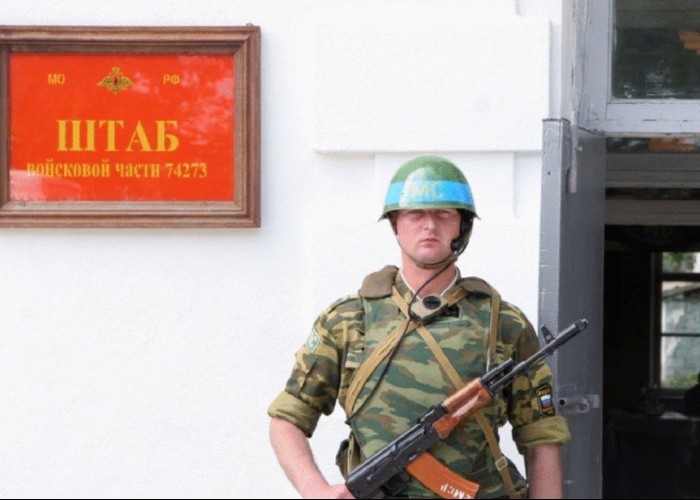 O nouă sfidare: KGB-ul transnistrean a reținut un VETERAN al războiului de pe Nistru, împreună cu soția și sora acestuia