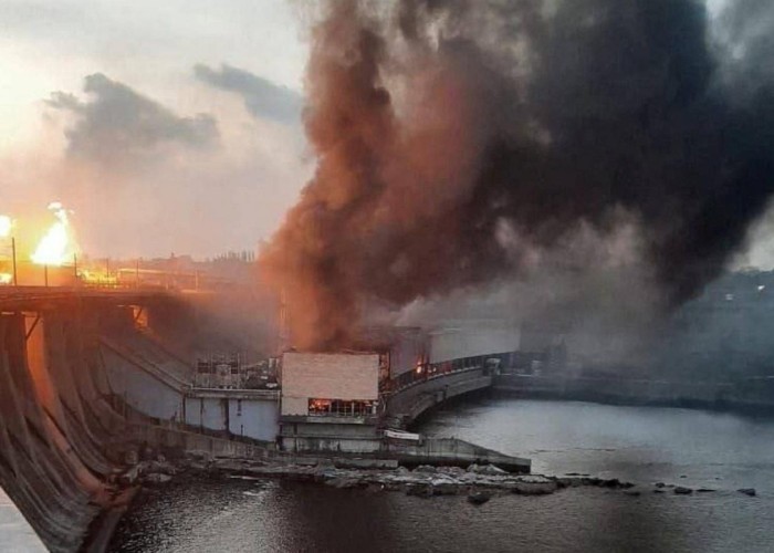 Rusia continuă atacurile asupra infrastructurii energetice a Ucrainei, pentru a afunda țara invadată în frig și întuneric. Daunele provocate în dimineața zilei de 30 octombrie