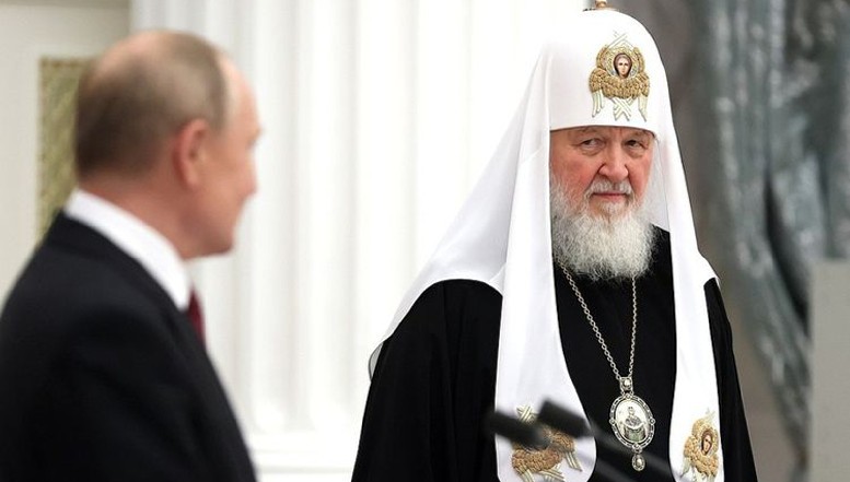 A început cumva Patriarhia Rusă să se delimiteze de Kremlin și de aventura militară genocidară din Ucraina? Semnalele care pot arăta o schimbare de paradigmă