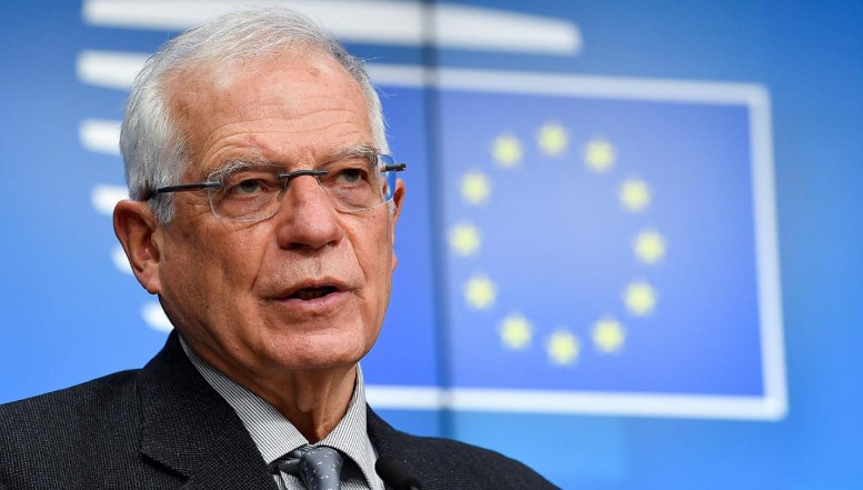 Zeci de europarlamentari îl acuză pe socialistul Josep Borell, șeful diplomației europene, că a prejudiciat grav reputația Uniunii Europene și solicită să fie demis