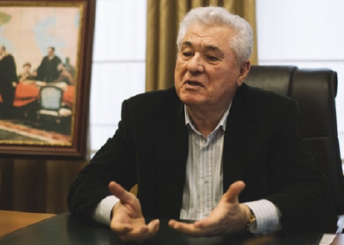 Grețos: o oficină rusofilă de la Chișinău l-a desemnat pe milițianul comunist Voronin drept… ”Omul Secolului” în R.Moldova. Crimele regimului impus de Rusia și condus de acest scelerat
