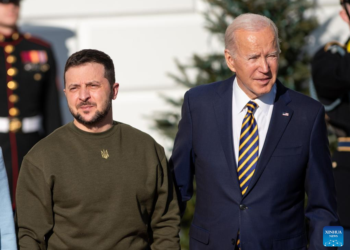 Moscova afirmă că Joe Biden deține „cheia rezolvării conflictului din Ucraina”, dar nu vrea să oprească războiului / Kremlinul ia apărarea grupului Wagner, desemnat de Washington drept organizație teroristă