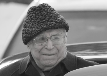 EXCLUSIV. Criminalul comunist Ion Iliescu a fost și un prolific colaborator / coordonator al Securității. La începutul anilor ‘70, le cerea șefilor securiști să-i dea pe mâna lui, la UTC, pe tinerii arestați, pentru a-i reeduca pe șantiere. La Iași a coordonat organele de Securitate. La începutul anilor ‘60, Iliescu superviza anchetele care îi ținteau pe studenți