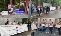 FOTO/VIDEO "Europa ar trebui să fie mai fermă contra lui Lukashenko!". Protestatarii din fața Ambasadei Belarusului la București au fost pozați pe furiș din interiorul clădirii