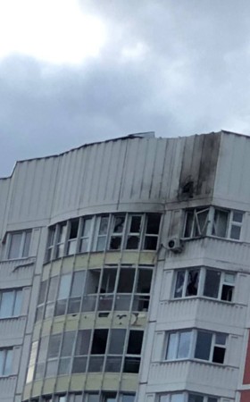 VIDEO. Moscova și suburbiile acesteia, atacate masiv cu drone. Mai multe clădiri au fost avariate, iar localnicii au fost evacuați