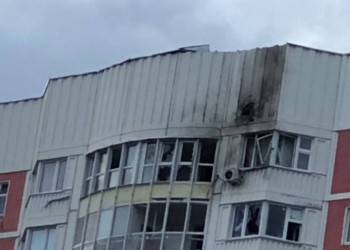 VIDEO. Moscova și suburbiile acesteia, atacate masiv cu drone. Mai multe clădiri au fost avariate, iar localnicii au fost evacuați