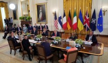 Ucraina și aliații europeni joacă tare! Document confidențial, înmânat lui Donald Trump: Kievul se oferă să cumpere armament SUA în valoare de 100 miliarde de dolari, dar respinge „concesii teritoriale” față de Rusia, solicitând retragerea trupelor din Donbas și despăgubiri uriașe de război