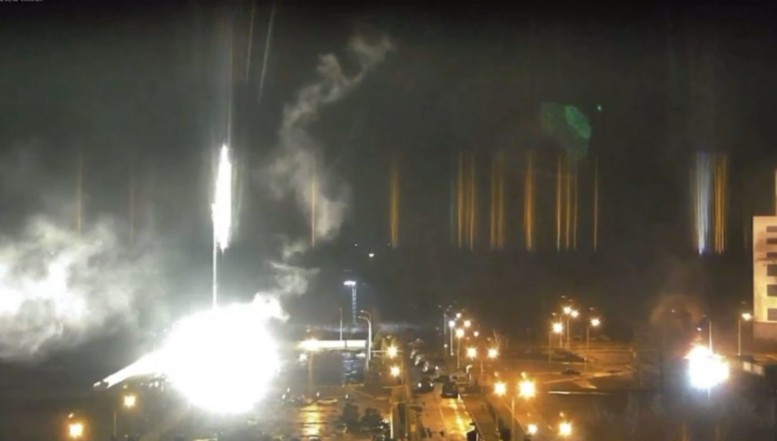 VIDEO Incendiu în zona centralei nucleare de la Zaporizhzhia. Ministrul ucrainean de Externe le solicită trupelor invadatoare rusești să permită accesul pompierilor