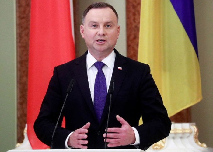 Polonia, dispusă să ofere armament Ucrainei pe fondul conflictului cu Rusia. Un sondaj relevă că polonezii susțin într-o proporție considerabilă varianta ca ucrainenii să beneficieze de sprijinul Varșoviei
