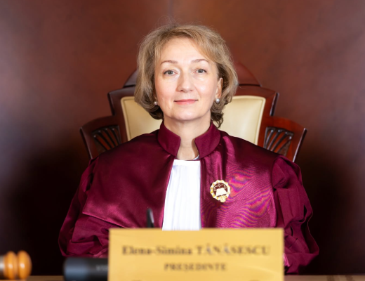 VIDEO Toată „judecătorimea” de la vârful justiției induce public ideea că Simina Tănăsescu și CCR ar primi ordine de la Ilie Bolojan. Jurnalist: „Nu cred că există în UE o justiție atât de capturată” / Ana Birchall: „Îmi este foarte greu să cred că Simina Tănăsescu, așa cum o cunosc eu profesional, s-ar compromite discutând „hotărâri” ale CCR”