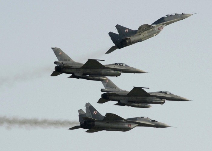 SUA au respins decizia Varșoviei de a furniza Ucrainei avioanele MiG-29, dar anunță consolidarea posturii defensive a Poloniei și a întregului flanc estic al NATO