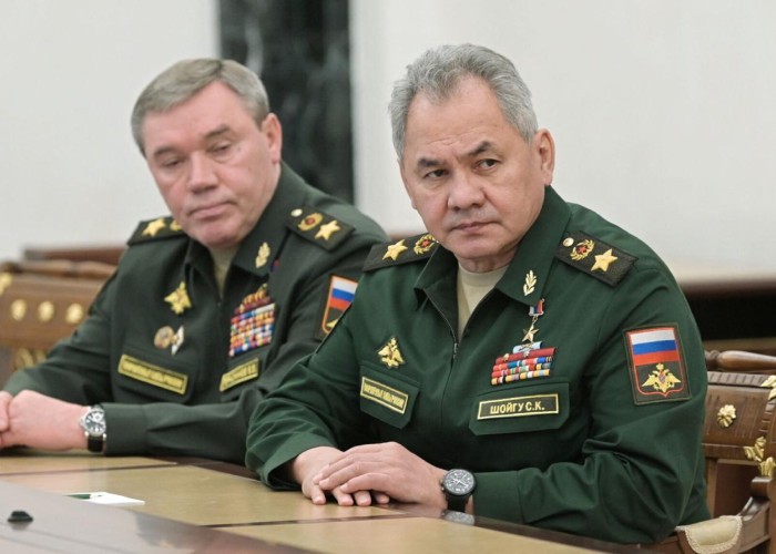 Ministrul rus al Apărării, Serghei Șoigu, a dispărut de 12 zile. Surse de la Kremlin dezvăluie că Putin suspectează mai mulți șefi din armată și servicii de trădare. Dezastrul prinde un contur și mai clar: un alt comandant militar important a fost lichidat în Ucraina