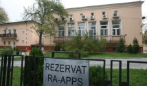 Guvernul obligă RA-APPS să publice lista completă a imobilelor și a beneficiarilor contractelor. Românii vor putea afla astfel cine folosește aceste imobile, prin ce tip de contract, dacă au fost date direct sau prin licitație, cât costă contractele și pe ce durată au fost încheiate