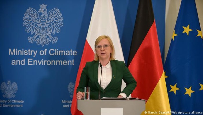 Germania primește o mână de ajutor din partea Poloniei în ceea ce privește decuplarea de la petrolul rusesc: "Suntem pregătiți să susținem ambițiile germanilor de derusificare!"