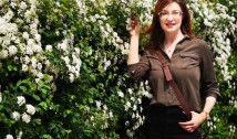 Ioana cea ucisă de colegii săi, absolvenți de medicină ca și ea. A murit după șase internări în patru spitale în nici două luni. „M-au lăsat cu toții să mor, cu superficialitate, mediocritate, delăsare, neştiință, dezinteres şi tăcere, în anasarcă”