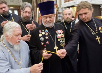 VIDEO. Biserica Ortodoxă Rusă are propriile companii de mercenari care recrutează și instruiesc enoriași pentru războiul din Ucraina. Acestea sunt finanțate de „grupuri financiare și industriale apropiate lui Putin”