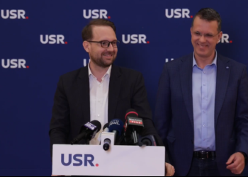 USR. O parte din atribuțiile Elenei Lasconi au fost preluate de secretarul general al partidului Ciprian Necula. Acesta va gestiona și contractele formațiunii