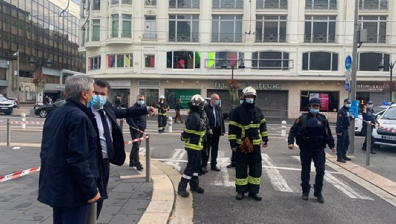 Un nou atentat islamist în Franța. Cuțitul devine un fel de contra-simbol național