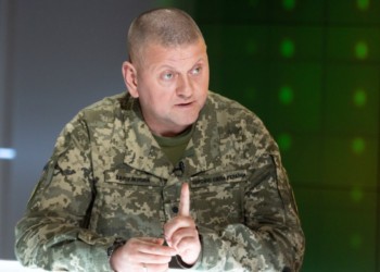 Generalul Valeri Zalujnîi îi pune la punct pe cei care critică ofensiva „prea lentă” a forțelor Ucrainei. „Este rușinos să afirmi așa ceva, pentru că fiecare metru câștigat este plătit cu sânge!” / Interviu „The Washington Post”