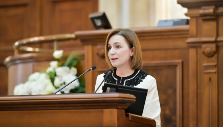 Maia Sandu, în Parlamentul României: "Dacă ucrainenii nu țineau piept invaziei ruse, unde mergea Federația Rusă? Spre Nistru? Spre Prut? Mai departe?" / "Războiul Rusiei împotriva Ucrainei este folosit de gruparea hoților din Republica Moldova"