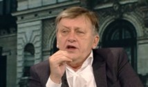 Crin Antonescu: "Țara noastră a fost atacată. Nu am nimic cu concediul nimănui, dar din momentul în care s-a întâmplat ce s-a întâmplat în România, nu poate să mai existe concediu!" / Procurorii, criticați în mod special de potențialul candidat la alegerile prezidențiale