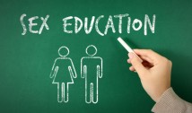 Guvernul de la Varșovia a introdus în școli, ca materie opțională, educația pentru sănătate, inclusiv sexuală. Pentru ce segment de vârstă sunt concepute cursurile