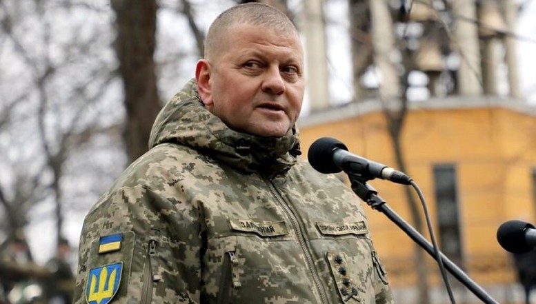 VIDEO. Propaganda rusă l-a „ucis” pe Valeri Zalujnîi, generalul de neînvins al Ucrainei. Acum l-a înviat, dar relatează că este în stare critică după „rănile” suferite la Dnipropetrovsk / Cum răspund ucrainenii