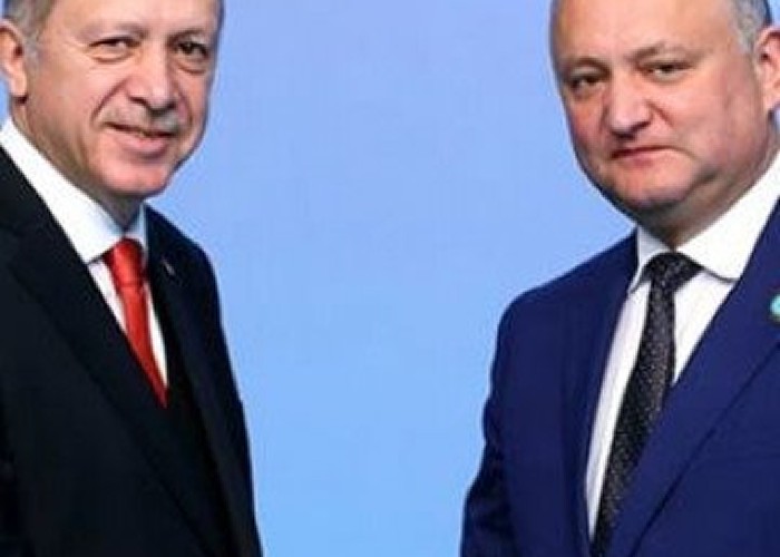 ”Presa” lui Erdogan se înfrățește cu cea a lui Dodon și se acoperă de ridicol: o operațiune propagandistică demnă de Radio Erevan