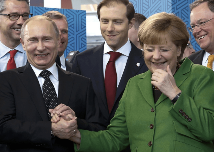 ”GAZORUBLELE”. După Rusia, Germania e cea mai înverșunată inamică a re-Unirii celor două state românești. Tovărășia Merkel-Putin a transformat R.Moldova într-o zonă de spălare a banilor rusești meniți să corupă oficiali germani. Cum e finanțată, via Berlin, agentura Rusiei din stânga Prutului