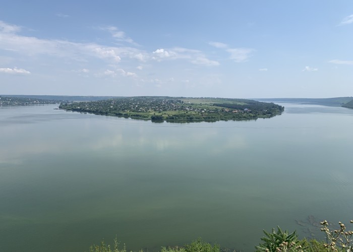 EXCLUSIV Reportaj FOTO. La pas prin satele Nistrului, pe frontiera de Est a României Mari. De la Mărcăuți și Varnița la ”Uriașul îngropat” al lui Kazuo Ishiguro. Un reportaj altfel