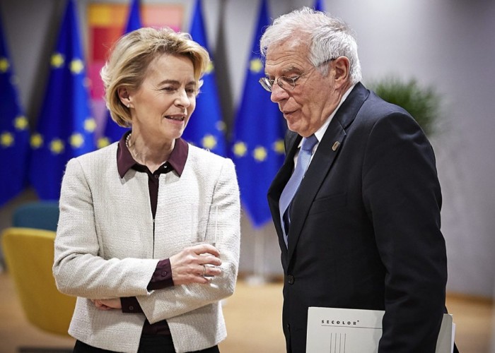 Josep Borrell spune pe șleau cât a pompat UE în buzunarul tiranului Putin de la începutul războiului: 35 MILIARDE de euro, în vreme ce ajutorul militar acordat Ucrainei a fost de doar UN MILIARD de euro! „Trebuie să aplaudăm mai puțin și să ajutăm Ucraina mai mult”