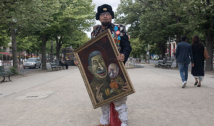 Artistul satiric rus Semion Skrepețki, care i-a pictat caricatural pe Putin și Stalin, a fost asasinat în Polonia. Au fost reținuți doi indivizi din Belarus