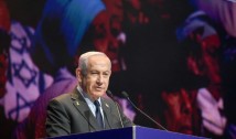 Un număr mare de militari israelieni din forțele aeriene susțin un protest în care denunță continuarea războiului din Gaza ca fiind motivată politic. Reacția premierului Netanyahu