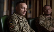 Volodimir Zelenski a făcut ce i-a cerut poporul ucrainean: l-a numit în fruntea armatei pe generalul Mihailo Drapatîi, . Cele mai legendare figuri militare ale Ucrainei spun că noul comandant-șef este mai presus de toate un ofițer de o onorabilitate rară