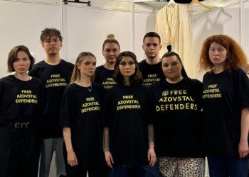 VIDEO. Organizatorii Eurovision au amendat delegația Ucrainei pentru tricourile cu mesaje de susținere a eroilor de la Azovstal, prizonieri de război în Rusia / Cum au reușit artiștii ucraineni să se strecoare în tricouri, deși vigilența echipelor de securitate a fost draconică
