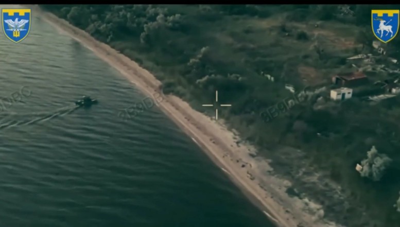 Premieră mondială reușită de Ucraina împotriva forțelor rusești pe țărmul insulei Kinburn. Prima operațiune militară desfășurată fără implicarea niciunui soldat / Analist militar: „Deși sună ca o scenă dintr-un război viitor, s-a întâmplat recent în sudul Ucrainei”