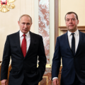 Putin și Medvedev amenință țările europene că vor confisca navele care transportă mărfuri "în interesul inamicului". Ce sancțiuni au provocat iritare în rândul tiranilor de la Moscova