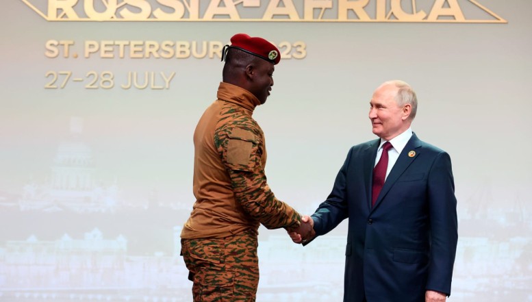 EXCLUSIV Document. MAE al Ucrainei: prin recrutarea africanilor săraci și folosirea lor drept carne de tun în Ucraina, Rusia arată că practică o nouă formă de colonialism pe continental african / “Rusia vede în cetățenii africani o resursă umană mai puțin valoroasă” / Neocolonialismul Kremlinului