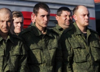 Moscova pretinde că rușii merg în număr mai mare să se înroleze după atacul terorist de la Crocus, deși nu există dovezi privind implicarea Kyivului în atac