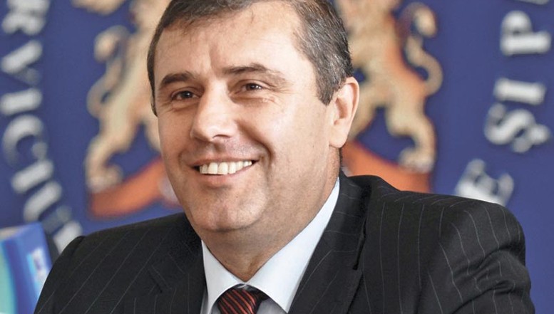Recorder, bomba anului: Generalul Pahonțu, șeful SPP, a făcut parte din forțele de represiune trimise de Nicolae Ceaușescu să înăbușe protestele izbucnite în București, în 21 decembrie 1989 /  Unchiul său ar fi fost generalul Vasile Milea