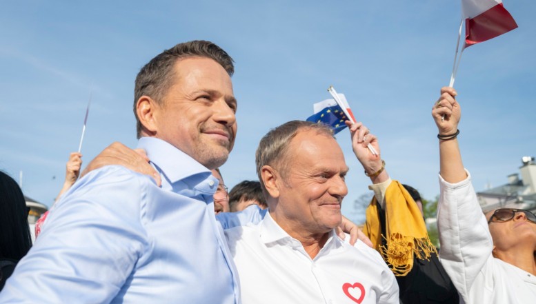 Ministrul digitalizării de la Varșovia acuză atacuri hibride și interferențe rusești fără precedent în contextul scrutinului prezidențial polonez din 18 mai!