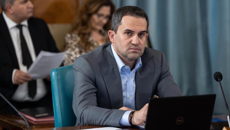 Ar trebui să plece și proaspătul ministru PSD al Transporturilor? În urmă cu 13 ani, Ciprian Șerban a dat șpagă unor angajați ai Direcției Silvice Iași în numele unei companii private