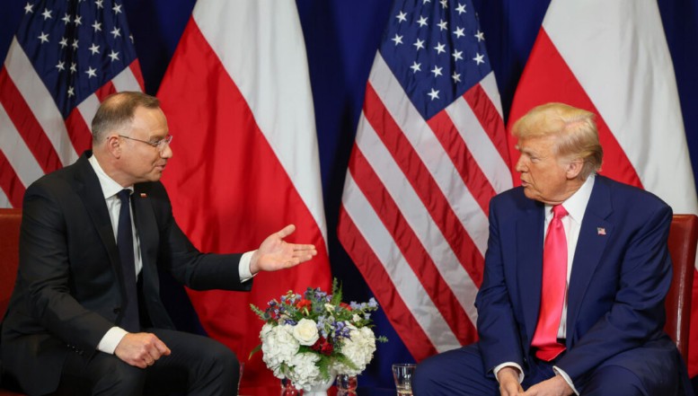 Sondaj: Majoritatea polonezilor sunt sceptici privind garanțiile de securitate oferite de administrația Trump