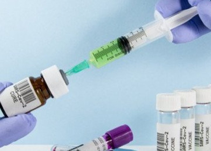 Polonia a produs câteva mii de fiole cu primul medicament eficient împotriva Covid-19. Când va începe producția în masă 