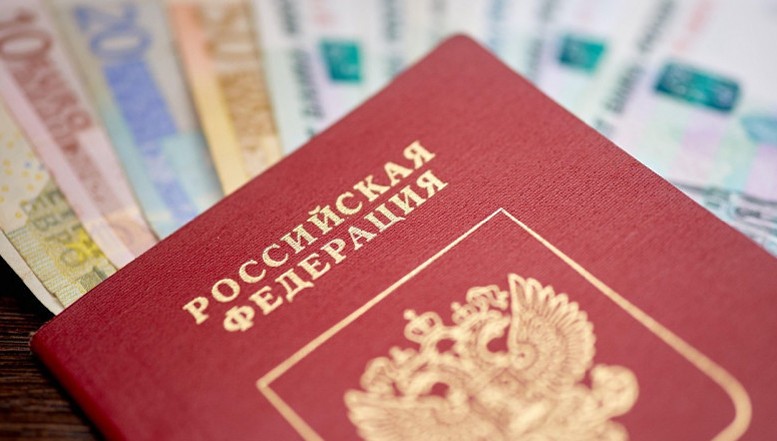 Restricționarea vizelor pentru cetățenii ruși. Polonia și țările baltice au ales să aibă o abordare mult mai fermă decât UE. Decizia anunțată de prim-miniștrii Estoniei, Letoniei, Lituaniei și Poloniei
