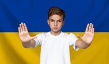 Tinerii Ucrainei, la răscrucea dintre pace și război. De ce vor tinerii de 17-18 ani să părăsească Ucraina. O radiografie a motivațiilor / Anna Neplii
