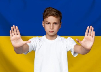 Tinerii Ucrainei, la răscrucea dintre pace și război. De ce vor tinerii de 17-18 ani să părăsească Ucraina. O radiografie a motivațiilor / Anna Neplii